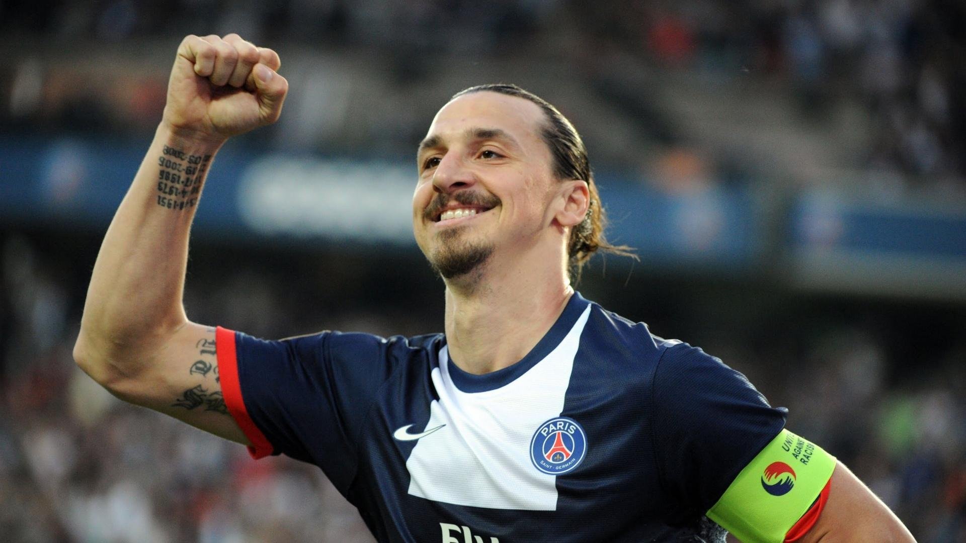 空中自行车赛：飞跃天际线的极限挑战